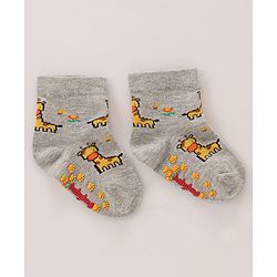 Cutewalk by Babyhug Cotton Anti-Bacterial Anti-Skid Ankle Length Striped & Giraffe Design Socks Pack of 3 - Yellow & Grey