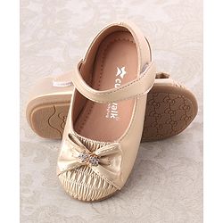 Cute Walk by Babyhug Bellies with Velcro Closure & Bow Applique - Golden