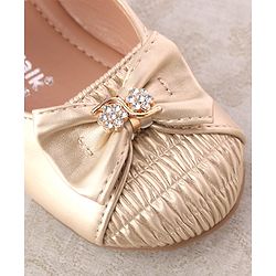 Cute Walk by Babyhug Bellies with Velcro Closure & Bow Applique - Golden