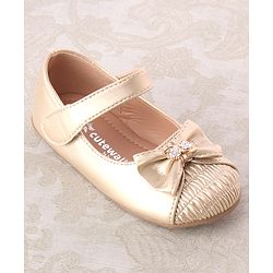 Cute Walk by Babyhug Bellies with Velcro Closure & Bow Applique - Golden