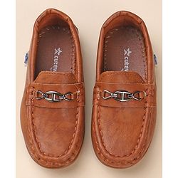 Cute Walk by Babyhug Slip On Solid Formal & Partywear Shoes with Chain Applique - Brown