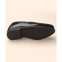 Cute Walk by Babyhug Slip On Formal & Partywear Shoes with Applique - Black