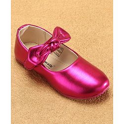Cute Walk by Babyhug Velcro Closure Ballerina Bow Applique - Fuschia