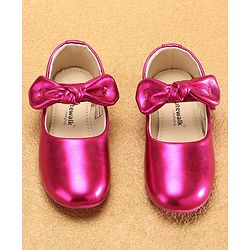 Cute Walk by Babyhug Velcro Closure Ballerina Bow Applique - Fuschia