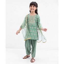 Babyhug Three Fourth Sleeves Rayon Printed Kurta And Pant with Sequenced Dupatta Embroidered Design - Green