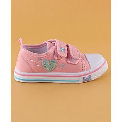 Cute Walk by Babyhug Velcro Closure Casual Shoes Heart Applique - Pink