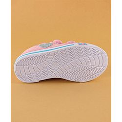 Cute Walk by Babyhug Velcro Closure Casual Shoes Heart Applique - Pink