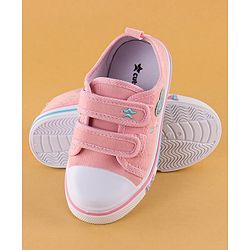Cute Walk by Babyhug Velcro Closure Casual Shoes Heart Applique - Pink