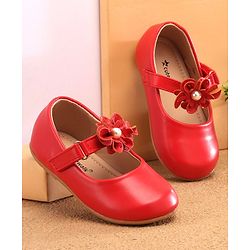 Cute Walk by Babyhug Slip On Bellies with Velcro Closure - Red