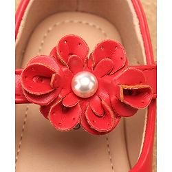 Cute Walk by Babyhug Slip On Bellies with Velcro Closure - Red