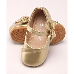 Cute Walk by Babyhug Velcro Closure Bellies with Bow Applique - White