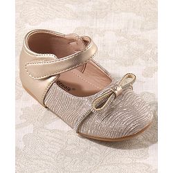 Cute Walk by Babyhug Bellies with Velcro Closure with Bow Applique - Golden