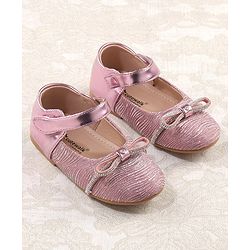 Cute Walk by Babyhug Bellies with Velcro Closure with Bow Applique - Golden