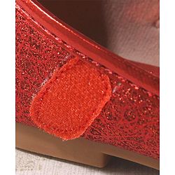 Cute Walk By Babyhug Velcro Closure Bellies With Bow - Red