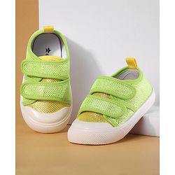 Cute Walk by Babyhug Casual Shoes with Velcro Closure - Green