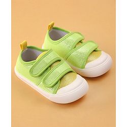 Cute Walk by Babyhug Casual Shoes with Velcro Closure - Green