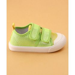 Cute Walk by Babyhug Casual Shoes with Velcro Closure - Green