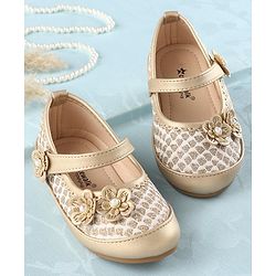 Cute Walk By Babyhug Bellies With Velcro Closure Floral Applique - Golden