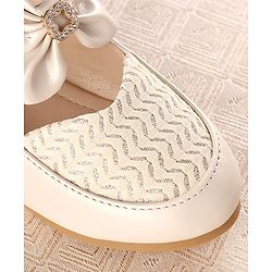 Cute Walk by Babyhug Slip On Bellies with Bow Applique - Beige