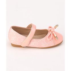Cute Walk by Babyhug Velcro Closure Bellies with Bow - Red
