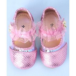 Cute Walk by Babyhug Bellies with Velcro Closure - Pink