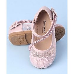 Cute Walk by Babyhug Bellies with Velcro Closure and Stud Applique - Pink