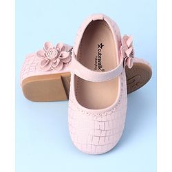 Cute Walk by Babyhug Velcro Closure Bellies with Floral Applique & Checked Pattern - Pink