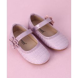 Cute Walk by Babyhug Velcro Closure Bellies with Floral Applique & Checked Pattern - Pink