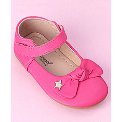 Cute Walk by Babyhug Bellies with Velcro Closure & Bow Applique - Fuchsia