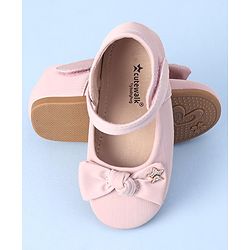 Cute Walk by Babyhug Bellies with Velcro Closure & Bow Applique - Fuchsia