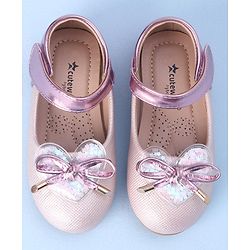 Cute Walk by Babyhug Velcro Closure Shimmer Striped Bellies with Bow Applique - Pink