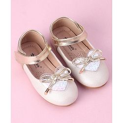 Cute Walk by Babyhug Velcro Closure Shimmer Striped Bellies with Bow Applique - Pink