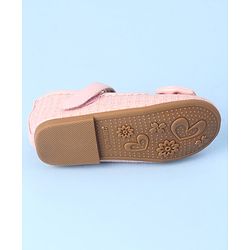 Cute Walk by Babyhug Velcro Closure Bellies with Bow Applique - Pink