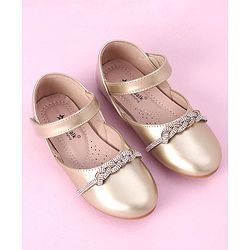 Cute Walk by Babyhug Velcro Closure Shimmer Solid Bellies - Golden