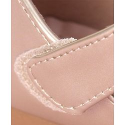 Cute Walk by Babyhug Velcro Closure Shimmer Solid Bellies - Golden