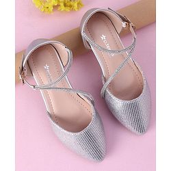 Cute Walk by Babyhug Shimmery & Studded Bellies with Buckle Closure - Sliver