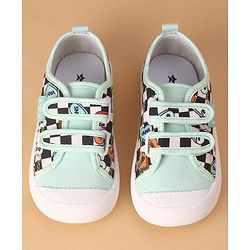 Cute Walk by Babyhug Velcro Closure Checked Casual Shoes - Green