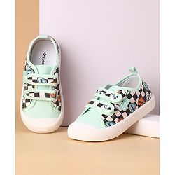 Cute Walk by Babyhug Velcro Closure Checked Casual Shoes - Green