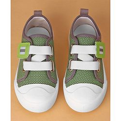 Cute Walk by Babyhug Casual Shoes With Velcro Closure  - Green