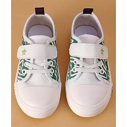 Cute Walk by Babyhug Text Printed Casual Shoes with Velcro Closure - Green