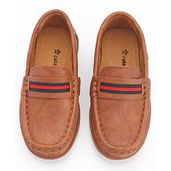 Cute Walk by Babyhug Formal & Party Wear Slip On Loafers - Brown