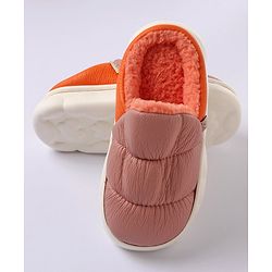 Cute Walk by Babyhug Slip On Solid Winter Booties - Pink