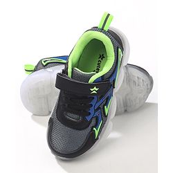 Cute Walk by BabyhugSneakers With Velcro Closure Solid - Green