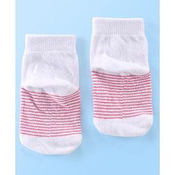 Cute Walk by Babyhug Anti Bacterial Ankle Length Teddy Design Socks Pack of 5 - Pink & White