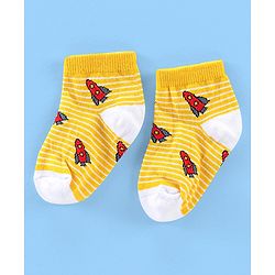 Cute Walk By Babyhug Cotton Anti Bacterial Ankle Length Socks Car & Rocket Design Pack Of 3- Lavender Pink & Blue