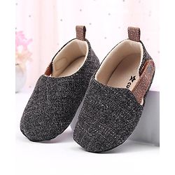 Cute Walk by Babyhug Booties with Velcro Closure - Black