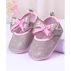 Cute Walk by Babyhug Booties With Velcro Closure - Pink