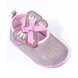 Cute Walk by Babyhug Booties With Velcro Closure - Pink