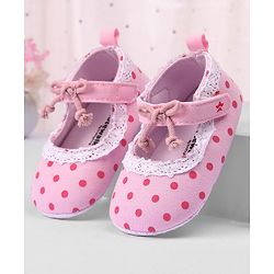 Cute Walk by Babyhug Booties With Velcro Closure & Polka Dot Print- Pink