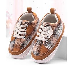 Cute Walk by Babyhug Slip On Checked Booties- Brown